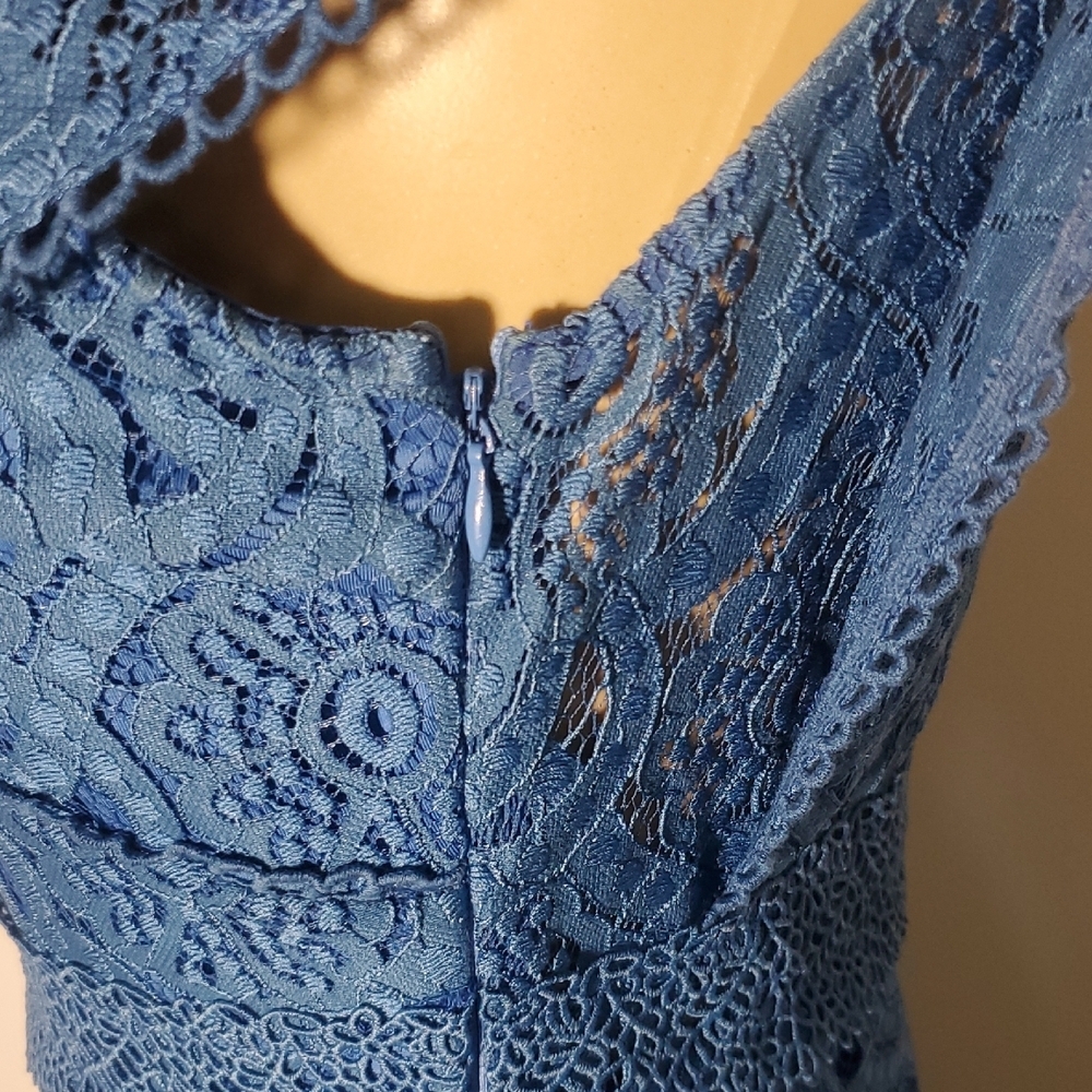FOXIEDOX Blue Lace Open Back Mini Dress Size S - Picture 5 of 13